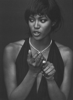 Magazine: Vogue Italia - Photographer: Peter Lindbergh - Model: Naomi Campbell - Location: Parigi - Hair: Pier Giuseppe Moroni